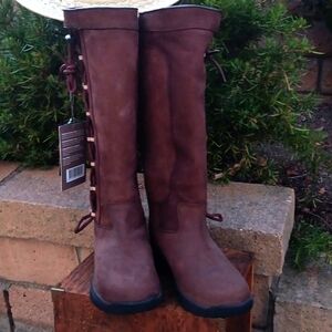 NWT DUBLIN boots 8